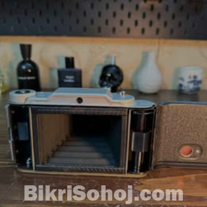 Antique vintage camera from 1940's